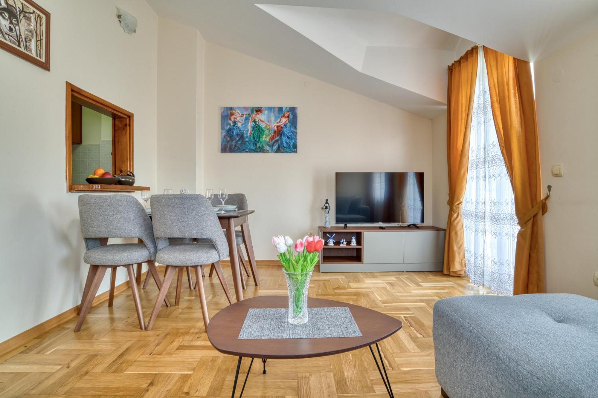 בודווה Apartments Elena מראה חיצוני תמונה