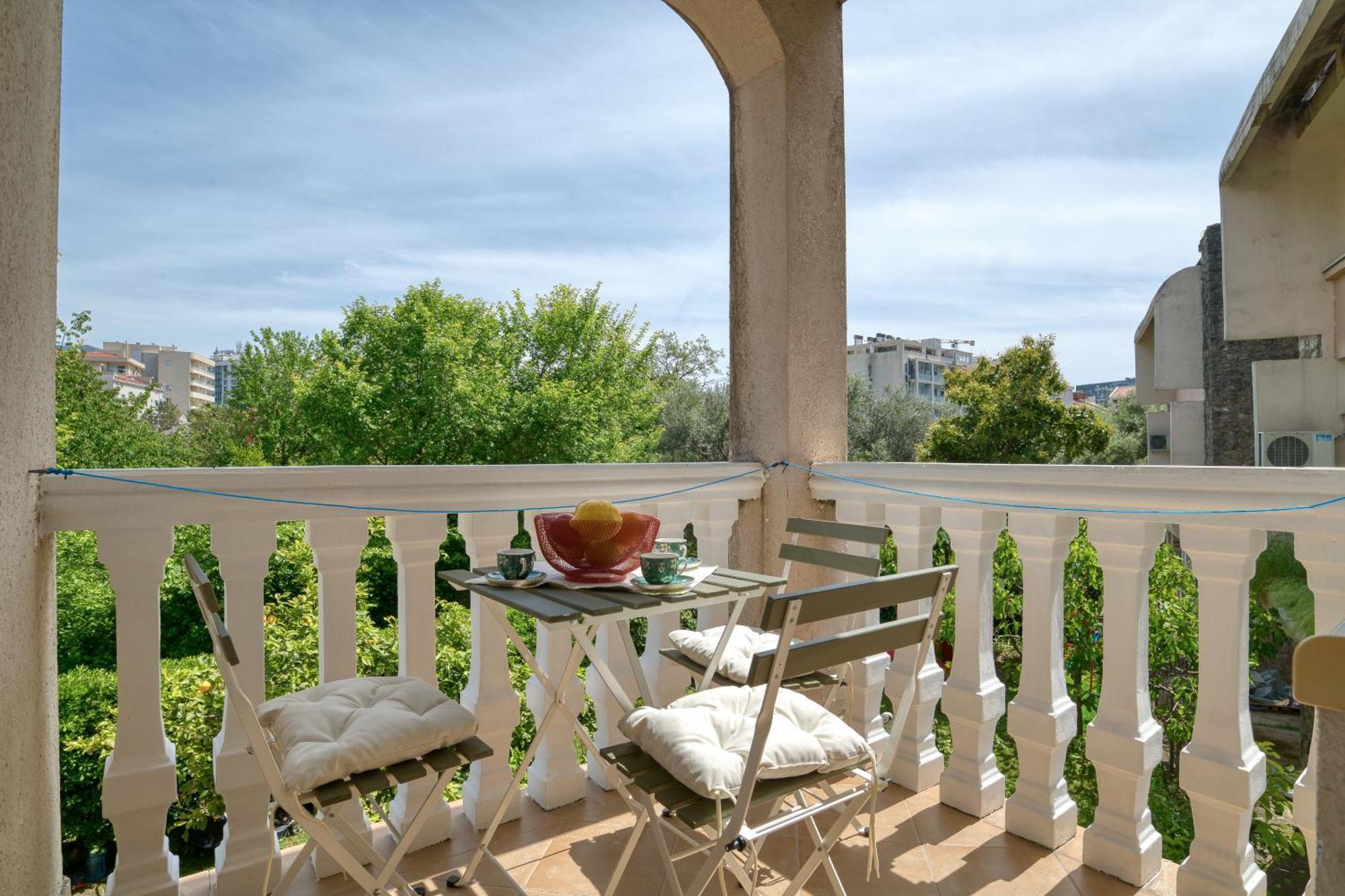 בודווה Apartments Elena מראה חיצוני תמונה