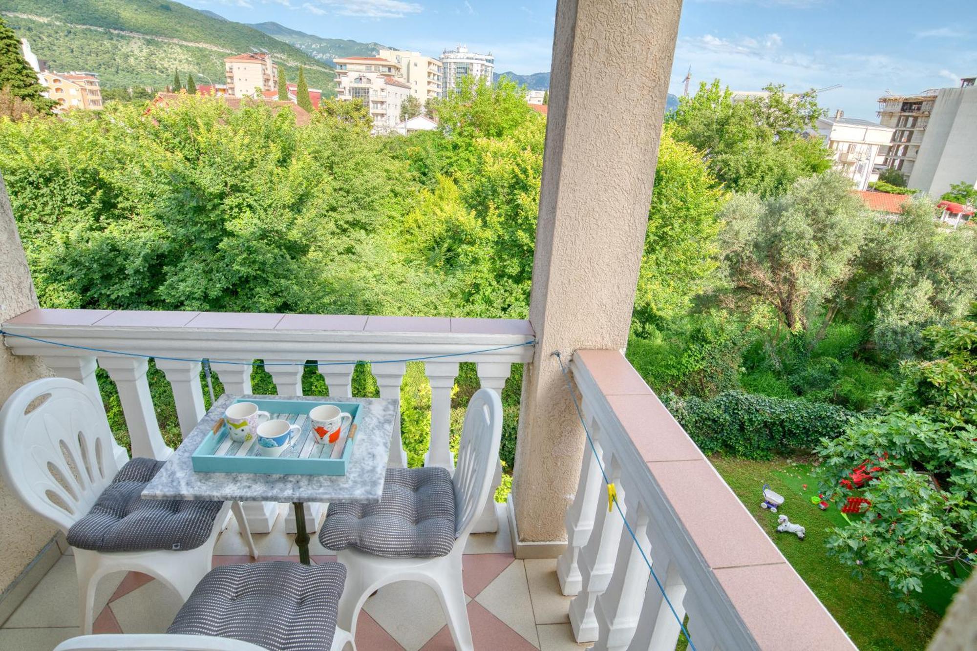 בודווה Apartments Elena מראה חיצוני תמונה