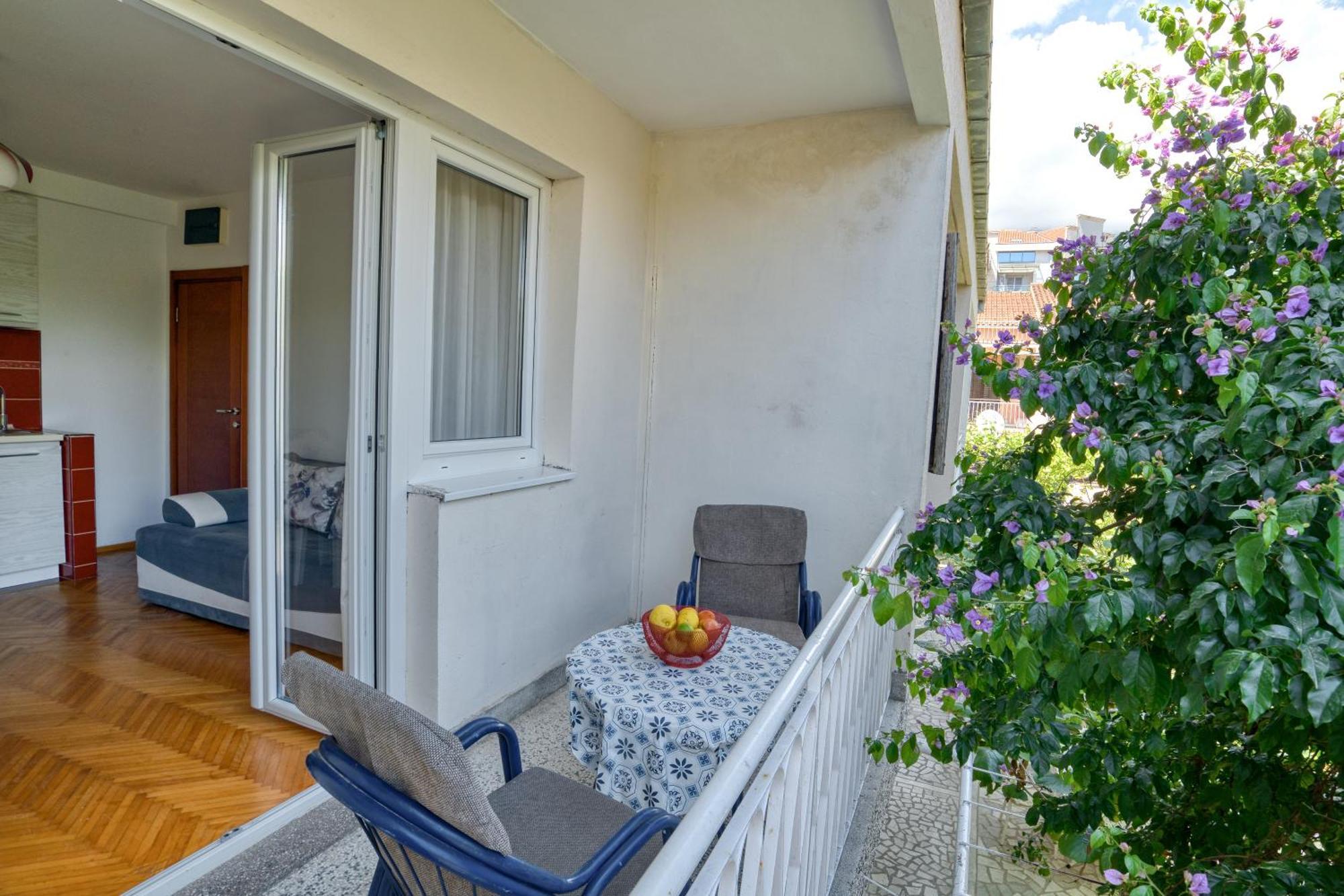 בודווה Apartments Elena מראה חיצוני תמונה